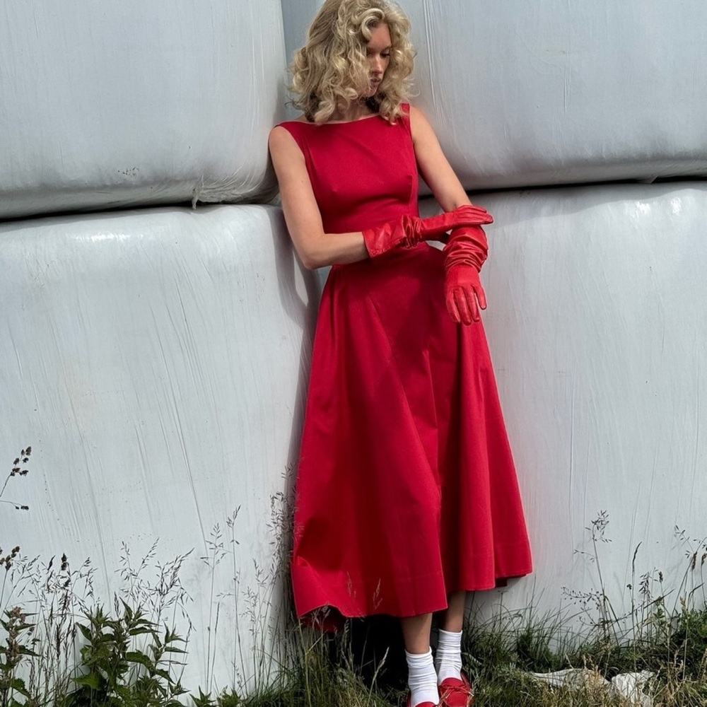 Helsa NWOT Stretch Cotton Sateen Midi Dress in Red